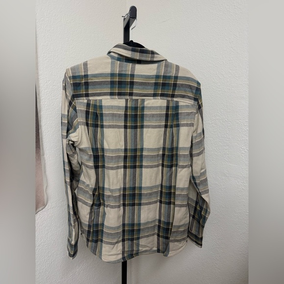 NWT Outerknown Blanket Shirt in Sandrift Nolan Plaid size Small - Picture 3 of 11